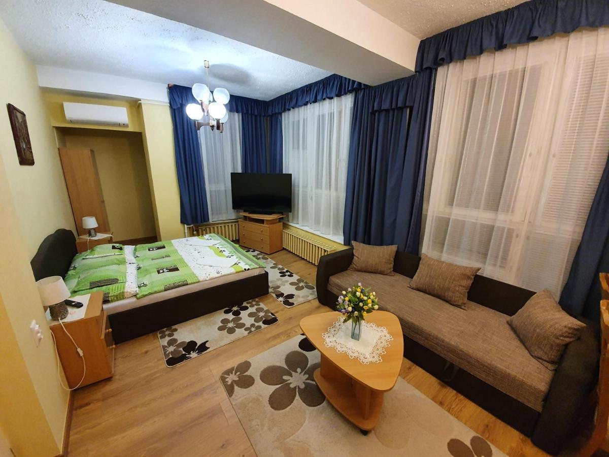 Panorama Vendeghaz Hotell Miskolc Eksteriør bilde