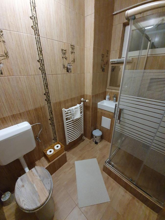 Panorama Vendeghaz Hotell Miskolc Eksteriør bilde