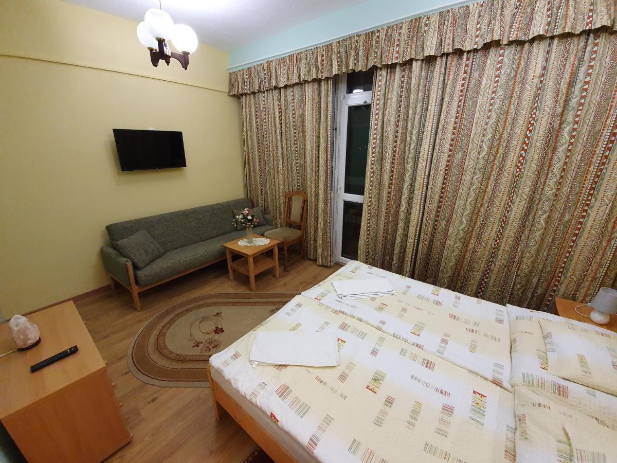 Panorama Vendeghaz Hotell Miskolc Eksteriør bilde