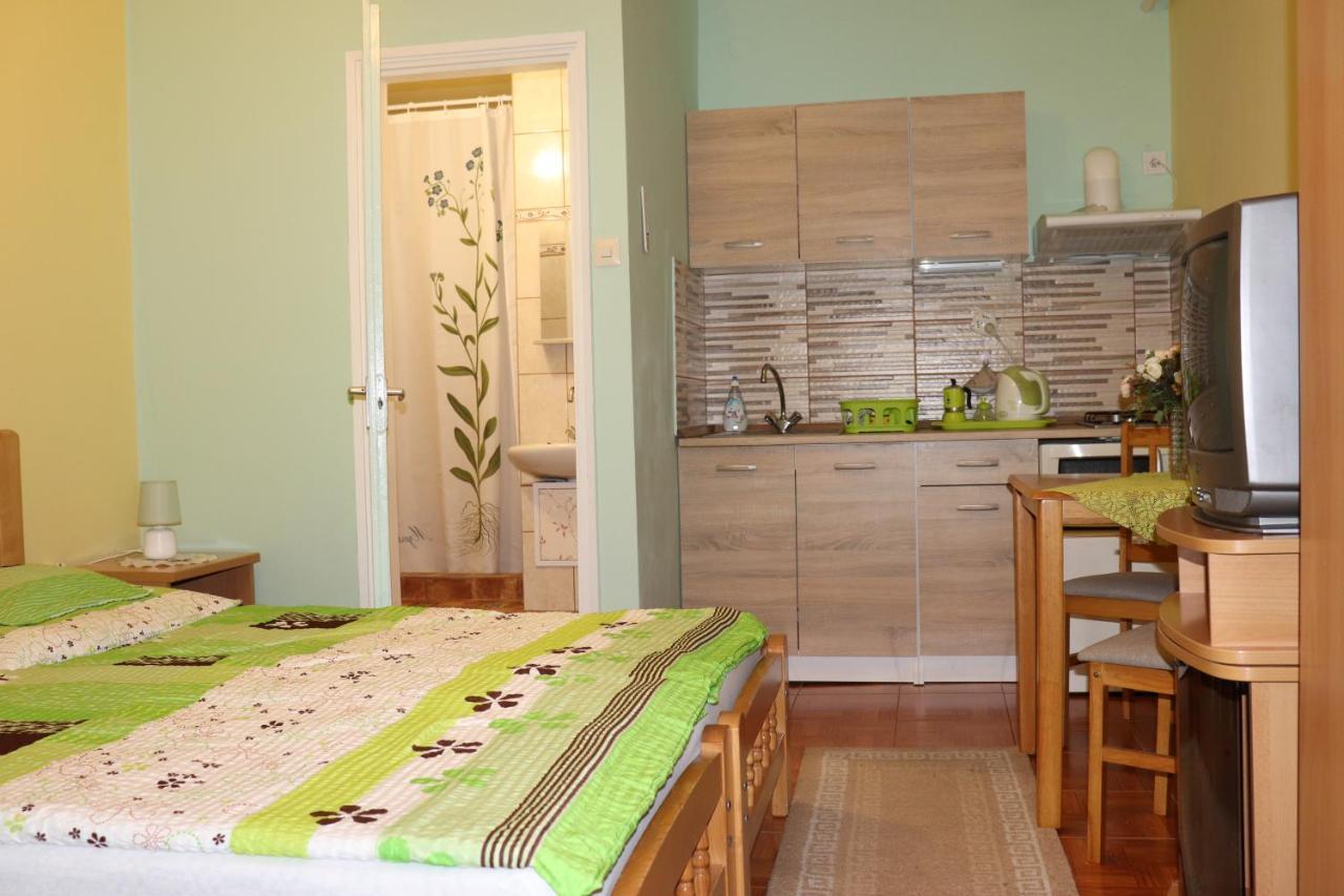 Panorama Vendeghaz Hotell Miskolc Eksteriør bilde